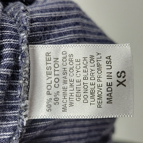 The light blonde womens giving is the new thanks striped t shirt size medium - Picture 6 of 6